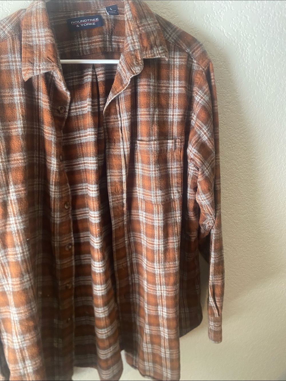 Roundtree & Yorke Mens L flannel